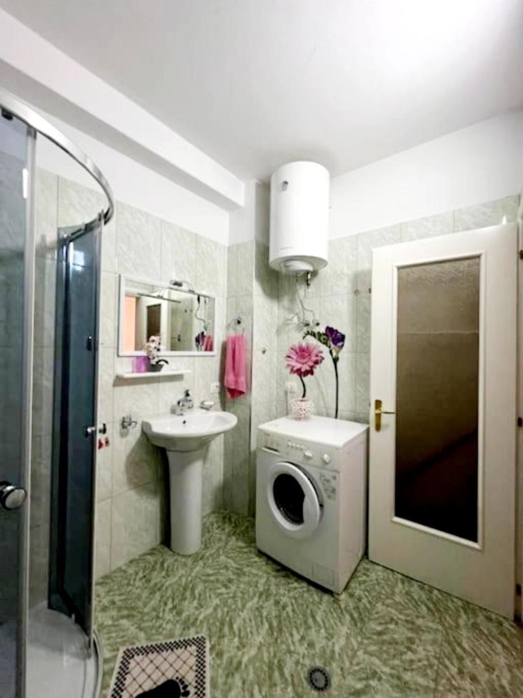 Happy Stories' Apartment In City Centre Σκόδρα Εξωτερικό φωτογραφία